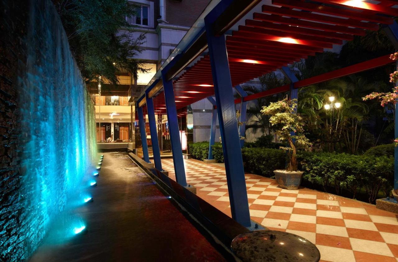 Hualien Charming City Hotel Exterior foto